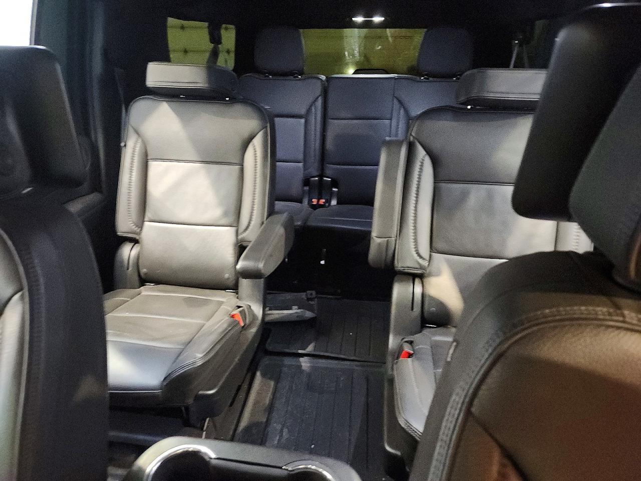 2023 GMC Yukon Xl Denali - zdjęcie 10