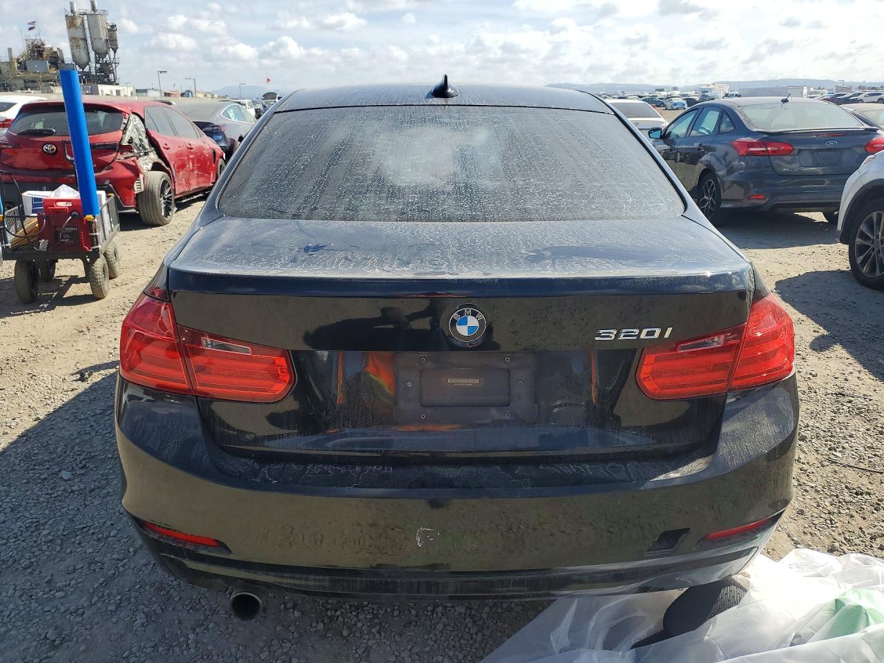 2015 BMW 320I - zdjęcie 6