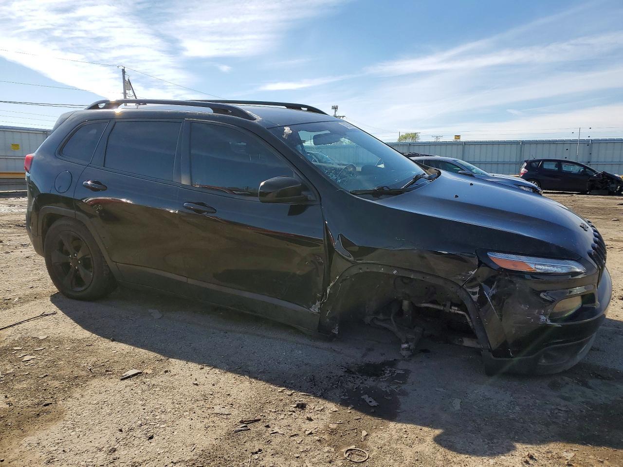 2018 Jeep Cherokee Latitude - zdjęcie 4