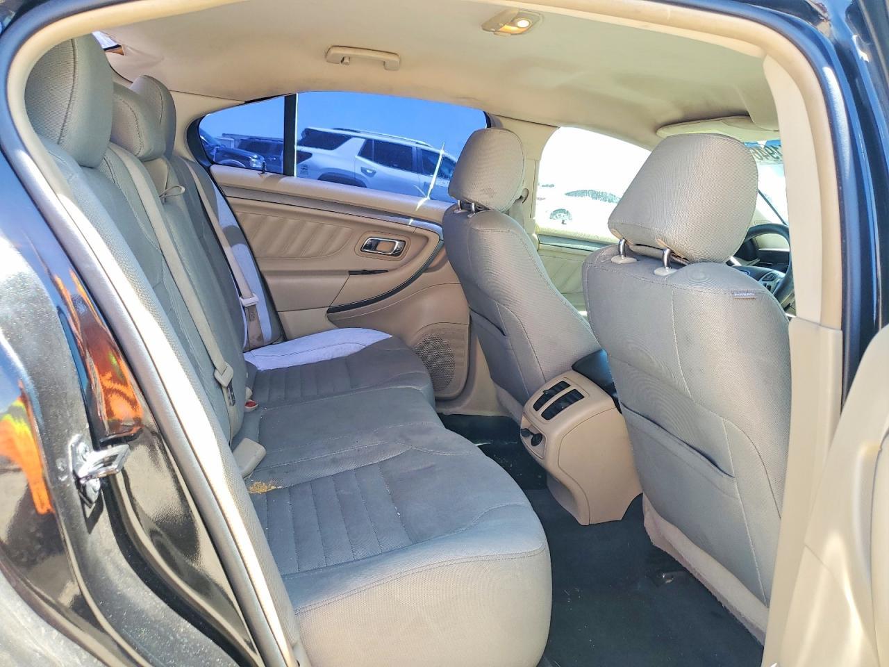 2014 Ford Taurus Se - zdjęcie 10