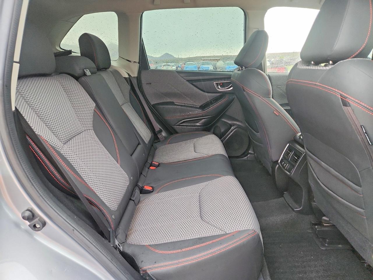 2021 Subaru Forester Sport - zdjęcie 10