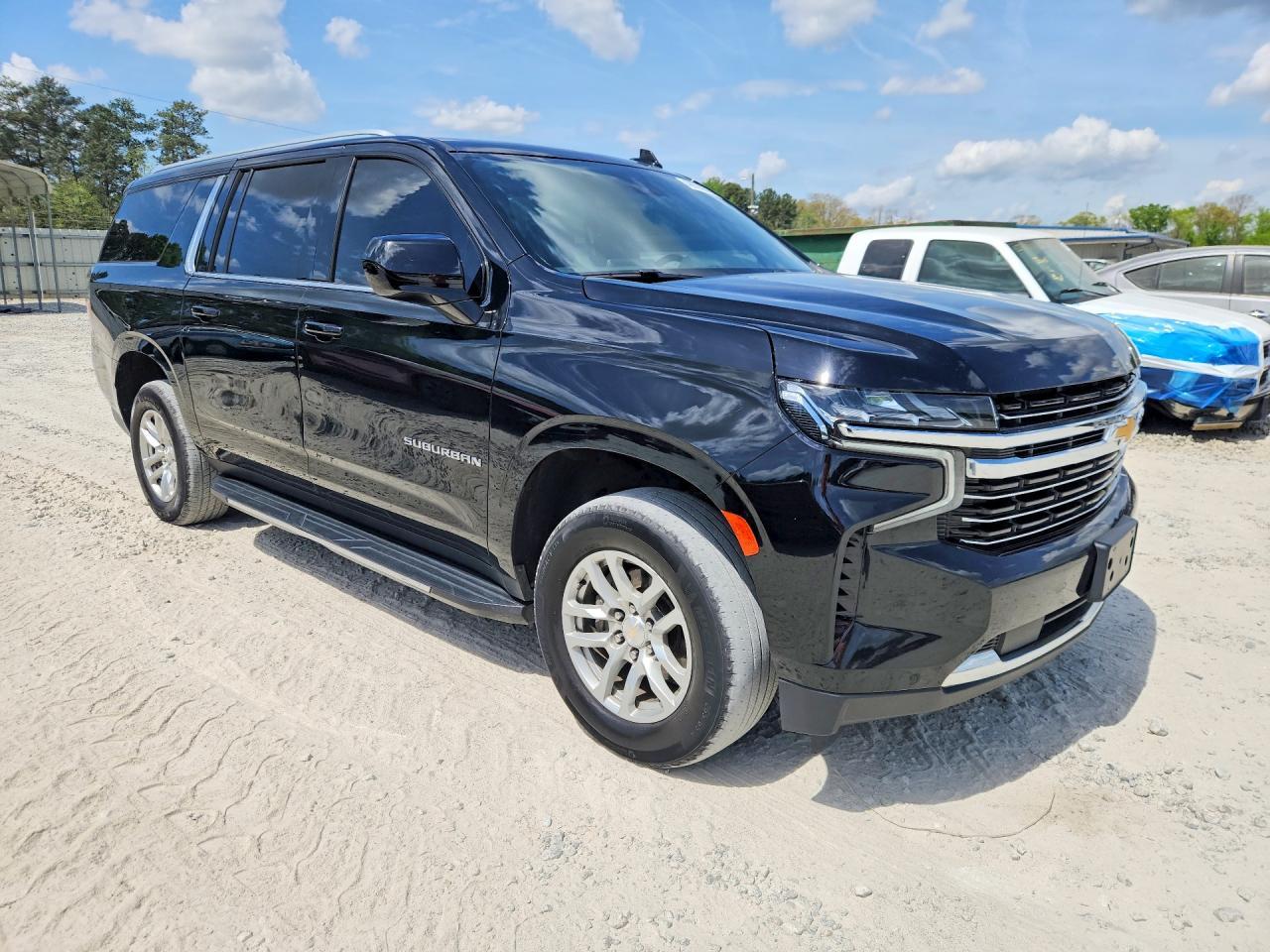 2023 Chevrolet Suburban K1500 Lt - zdjęcie 4