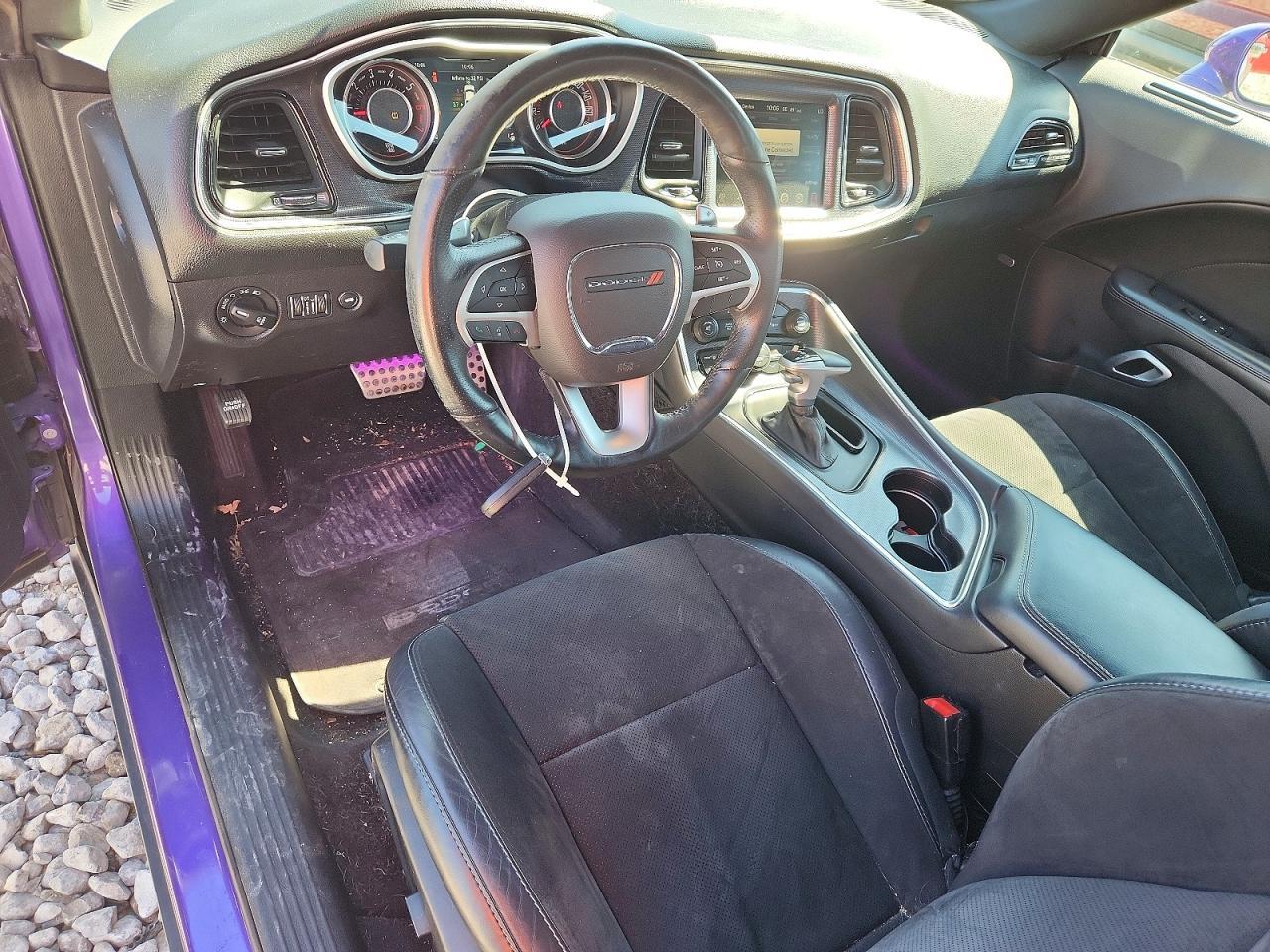 2016 Dodge Challenger R - zdjęcie 8