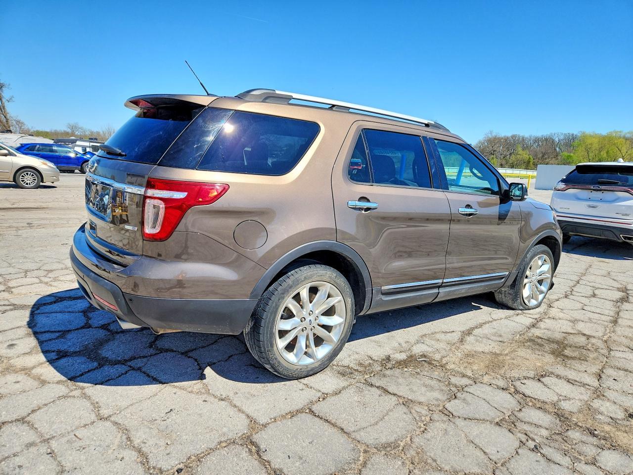 2015 Ford Explorer Xlt - zdjęcie 3