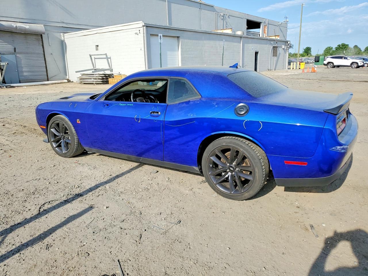 Dodge Challenger - zdjęcie 2