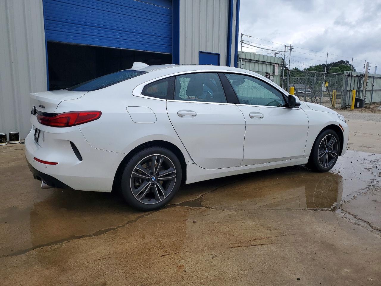 2024 BMW 228I - zdjęcie 3