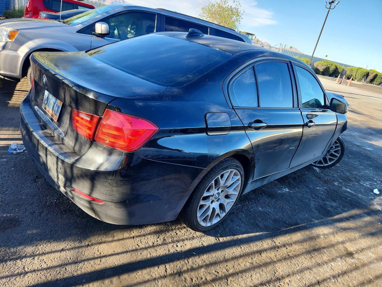 2013 BMW 320 I - zdjęcie 3