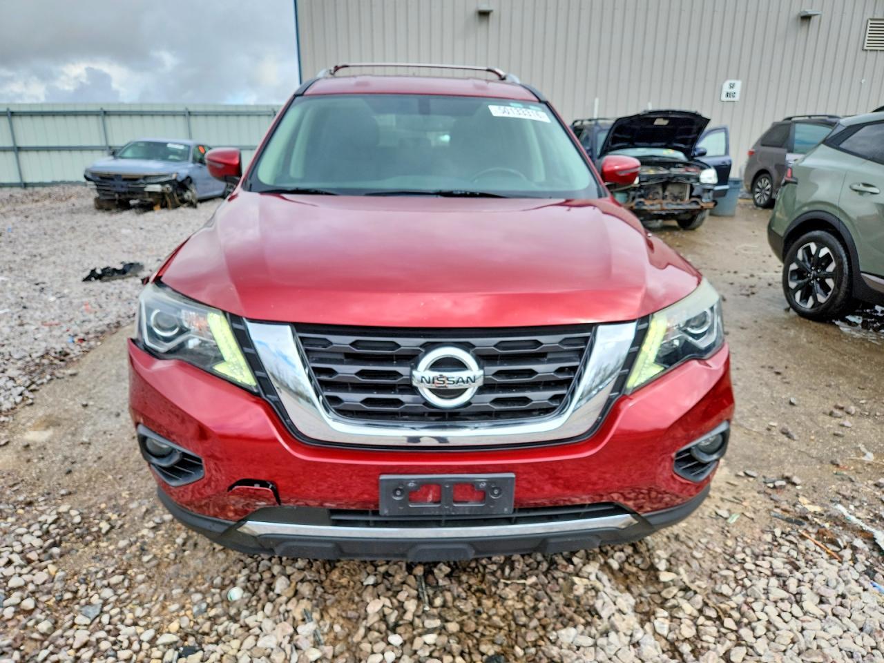 2018 Nissan Pathfinder Sv - zdjęcie 5
