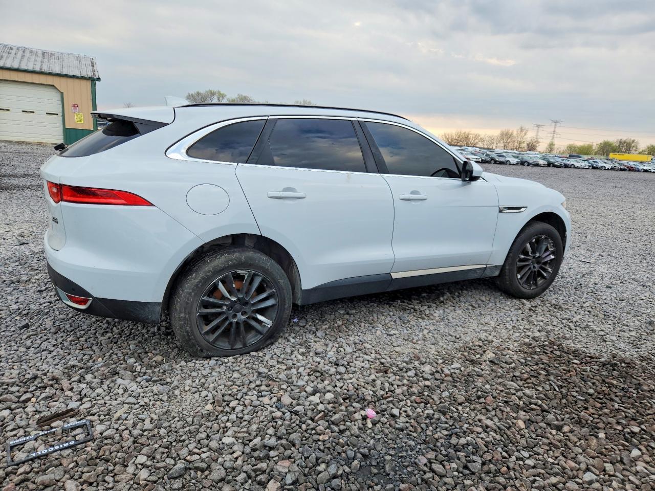 2017 Jaguar F-Pace Prestige - zdjęcie 3