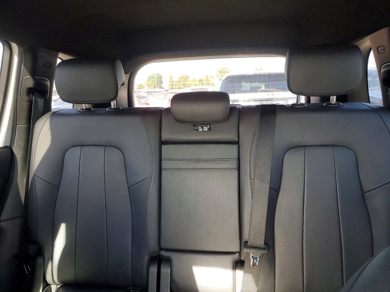 2020 Mercedes-Benz Glb 250 4Matic - zdjęcie 10