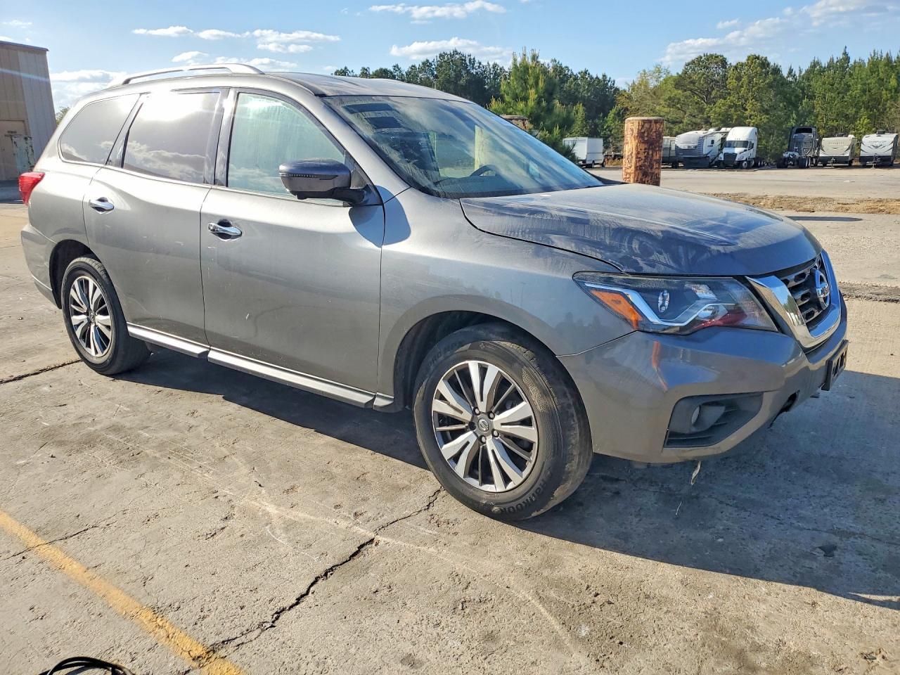 2020 Nissan Pathfinder Sl - zdjęcie 4