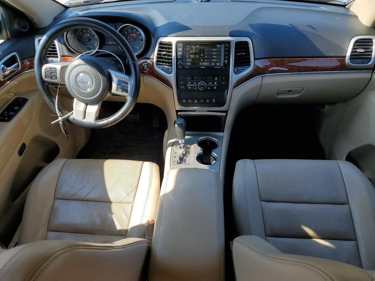 2013 Jeep Grand Cherokee Limited - zdjęcie 8