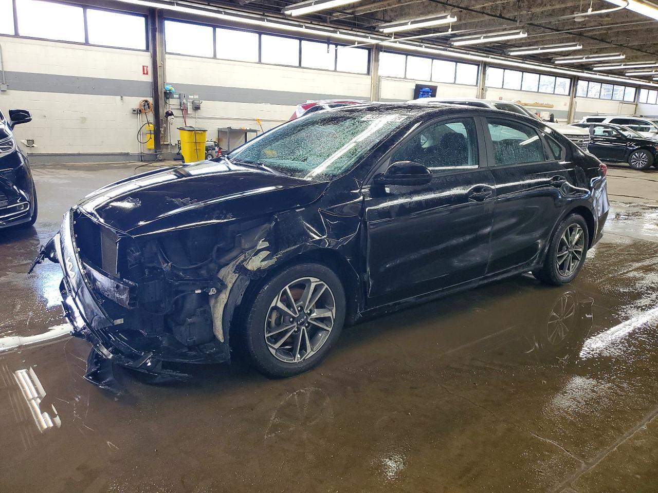 2023 Kia Forte Lxs - zdjęcie główne