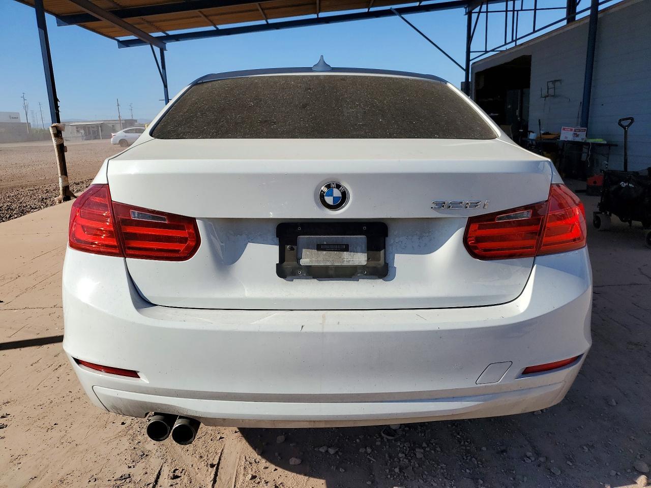 2013 BMW 328 I - zdjęcie 6