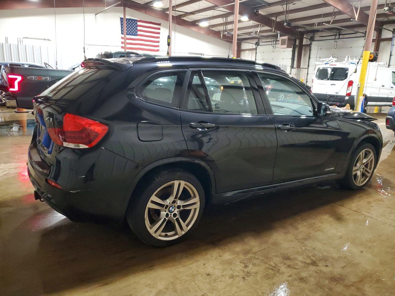 BMW X1 - zdjęcie 3