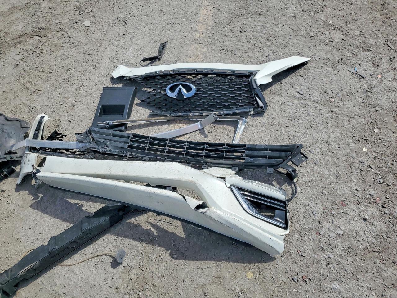 2018 Infiniti Q50 3.0T Luxe - zdjęcie 12