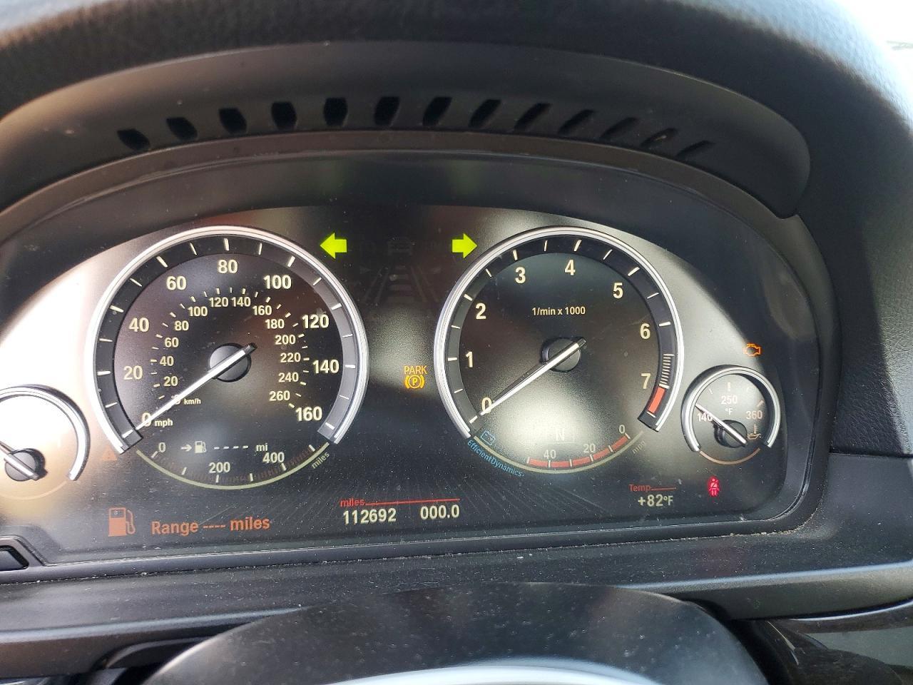 2016 BMW 528 I - zdjęcie 9