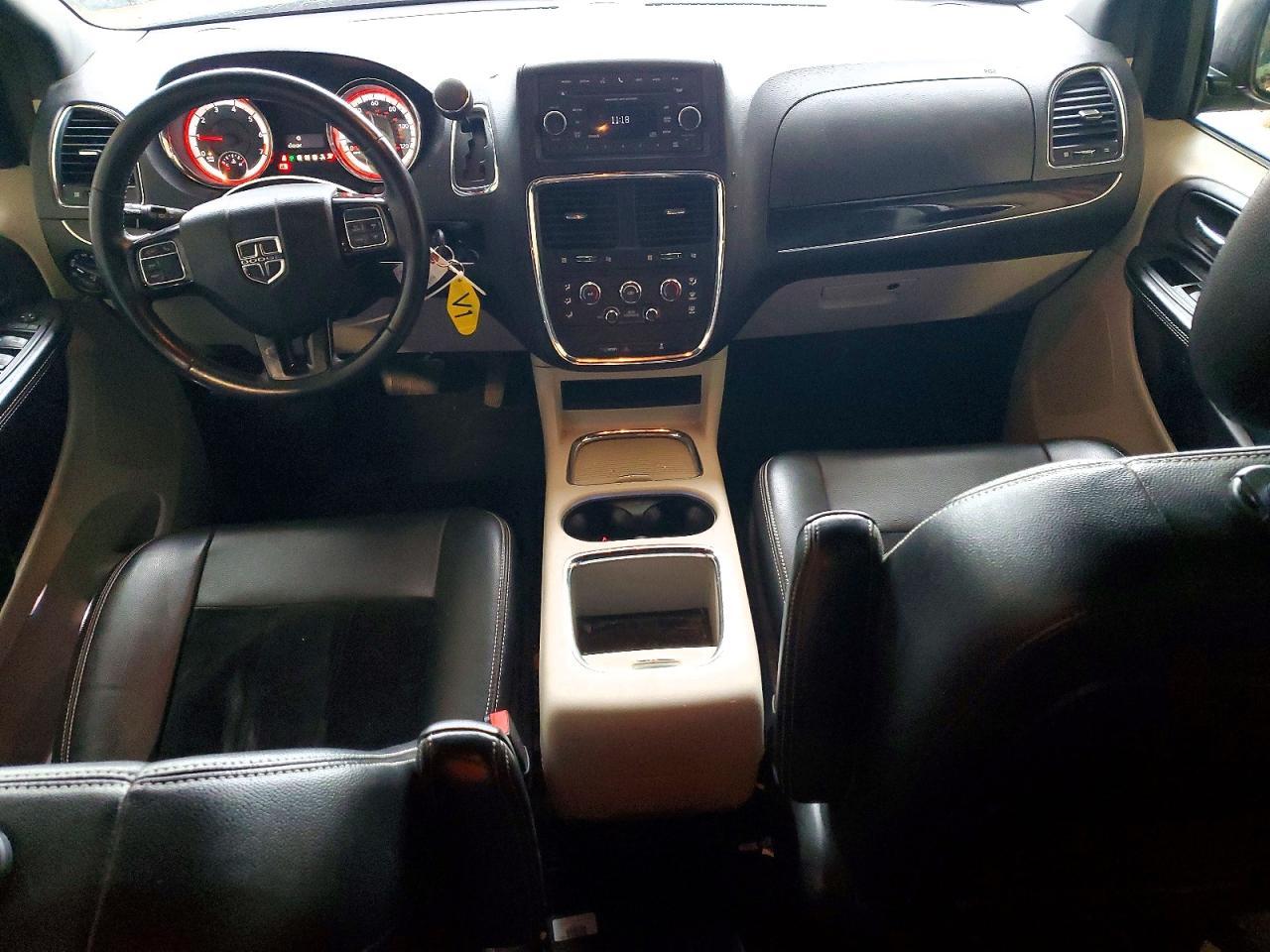 2017 Dodge Grand Caravan Sxt - zdjęcie 8