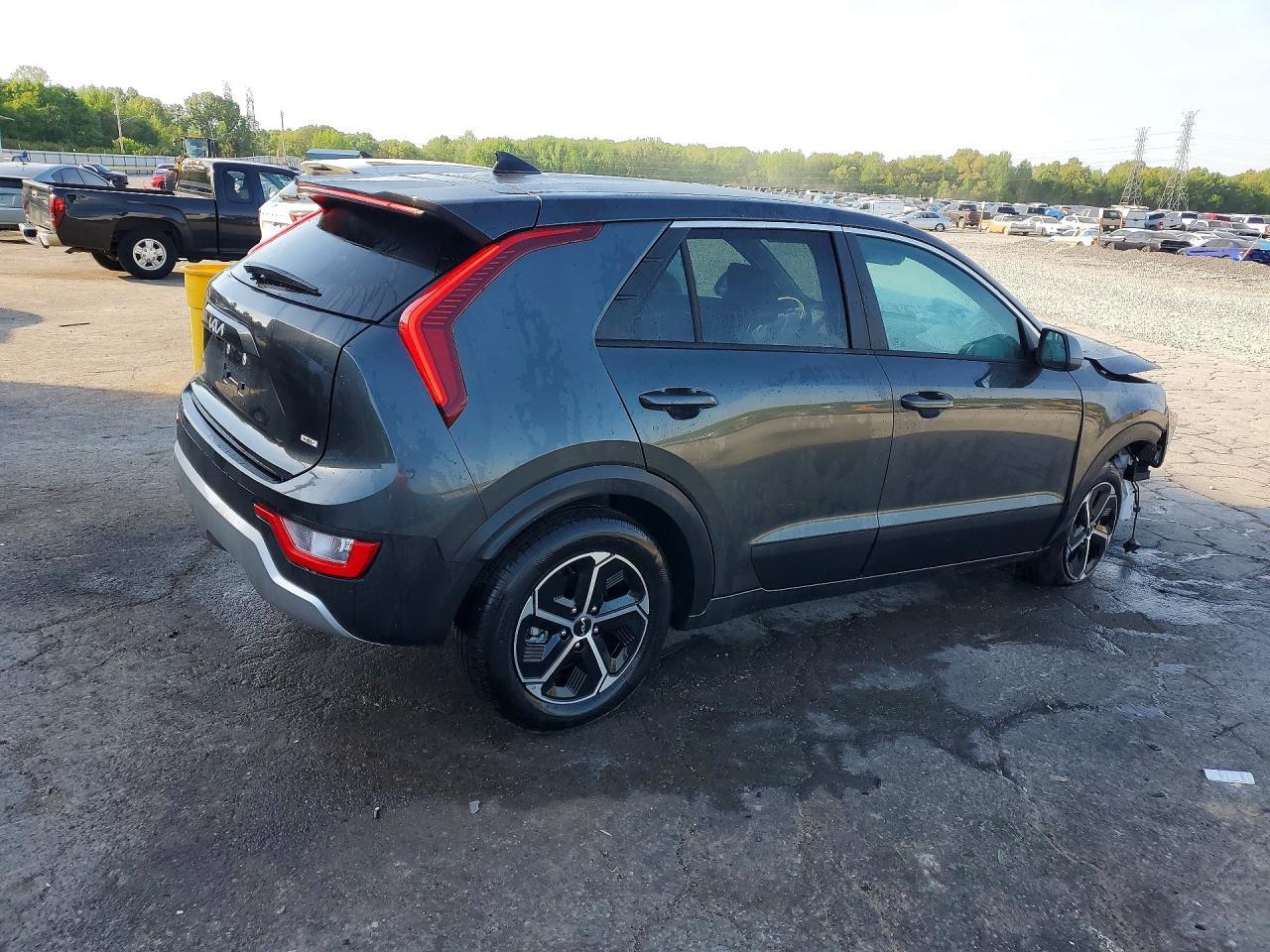 2026 Kia Niro Lx - zdjęcie 3