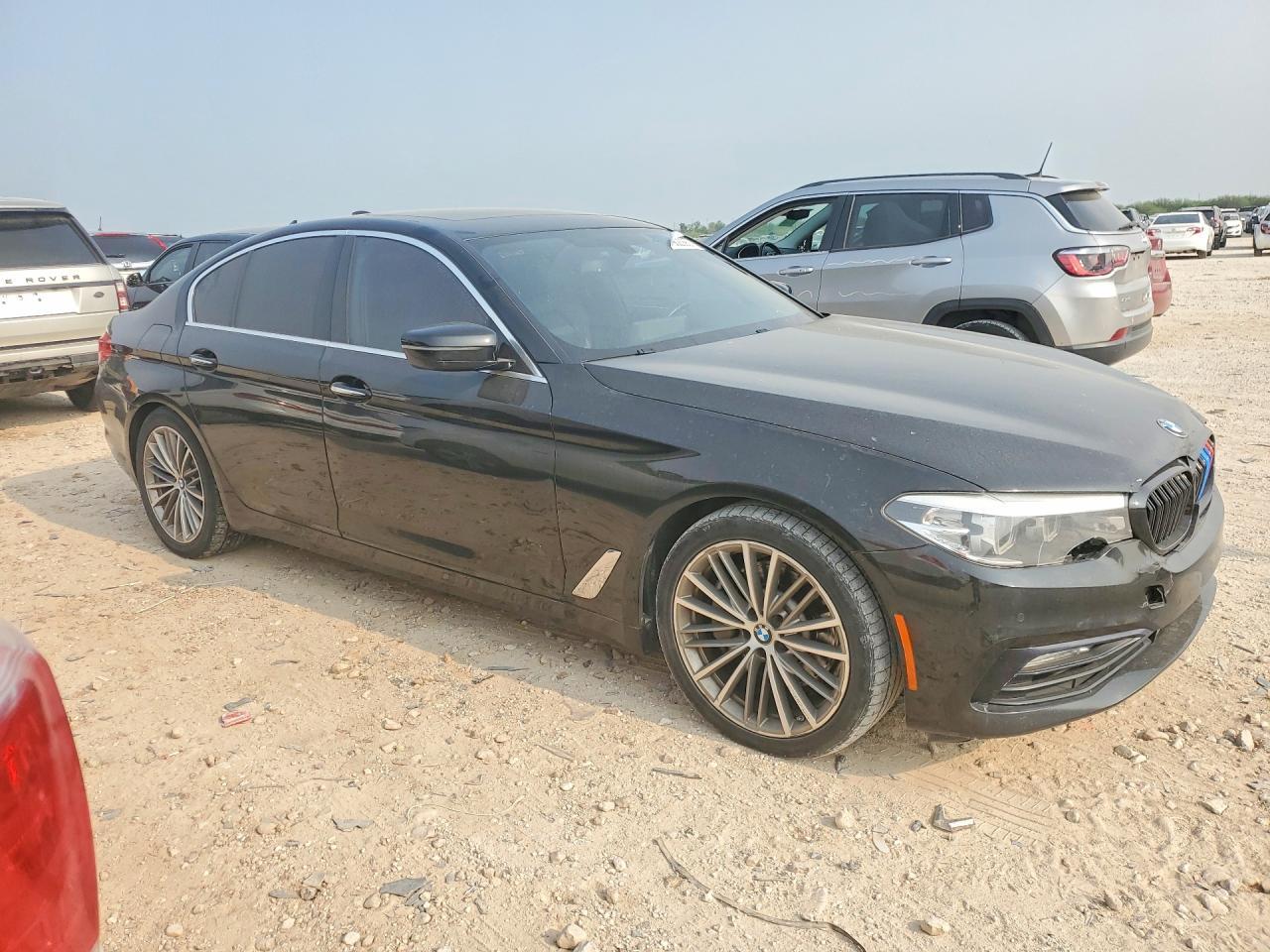 2018 BMW 530 I - zdjęcie 4