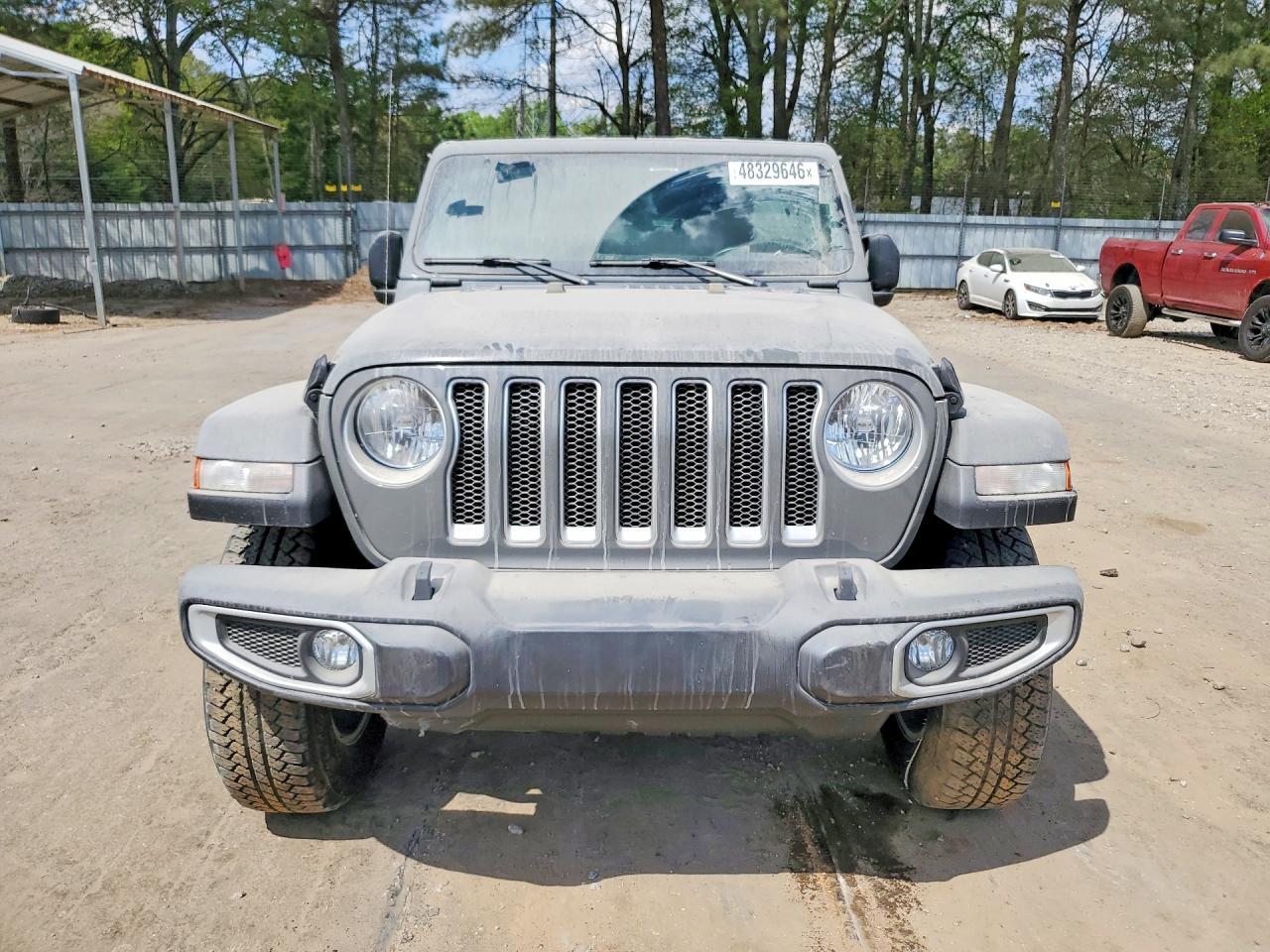 2022 Jeep Wrangler Unlimited Sahara - zdjęcie 5