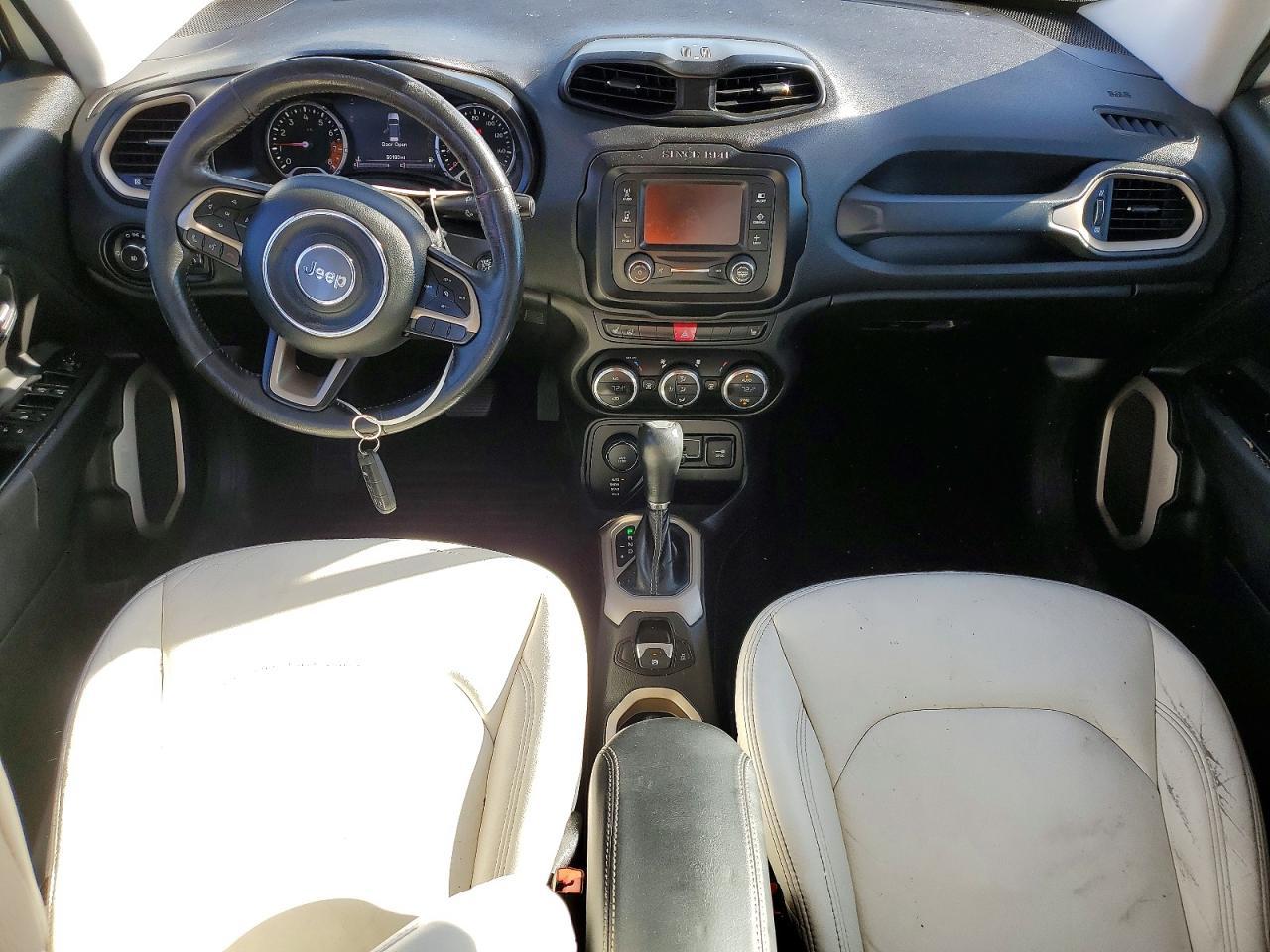 2015 Jeep Renegade Limited - zdjęcie 8