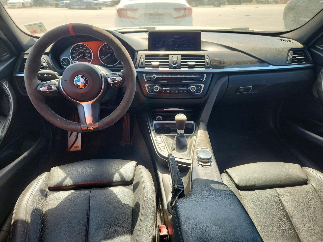 2015 BMW 335 I - zdjęcie 8