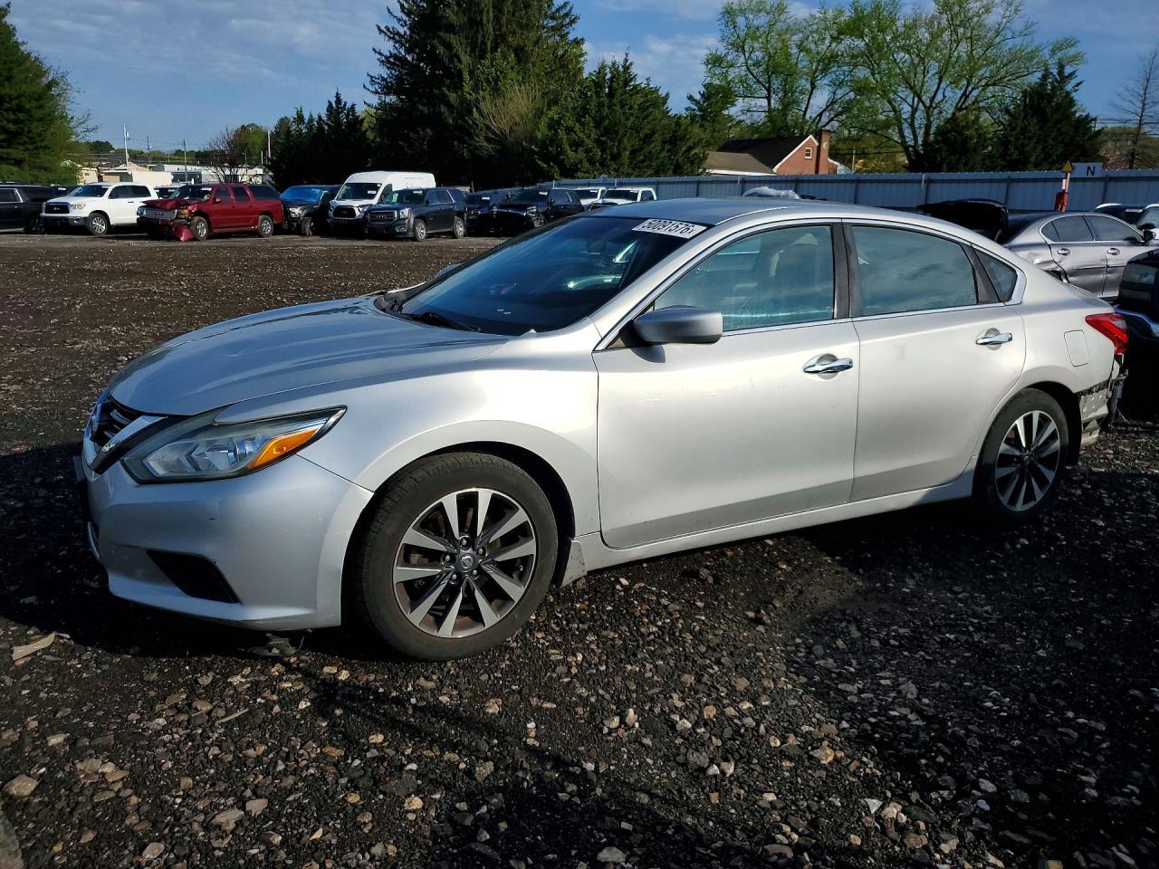 2016 Nissan Altima 2.5 Sv - zdjęcie główne