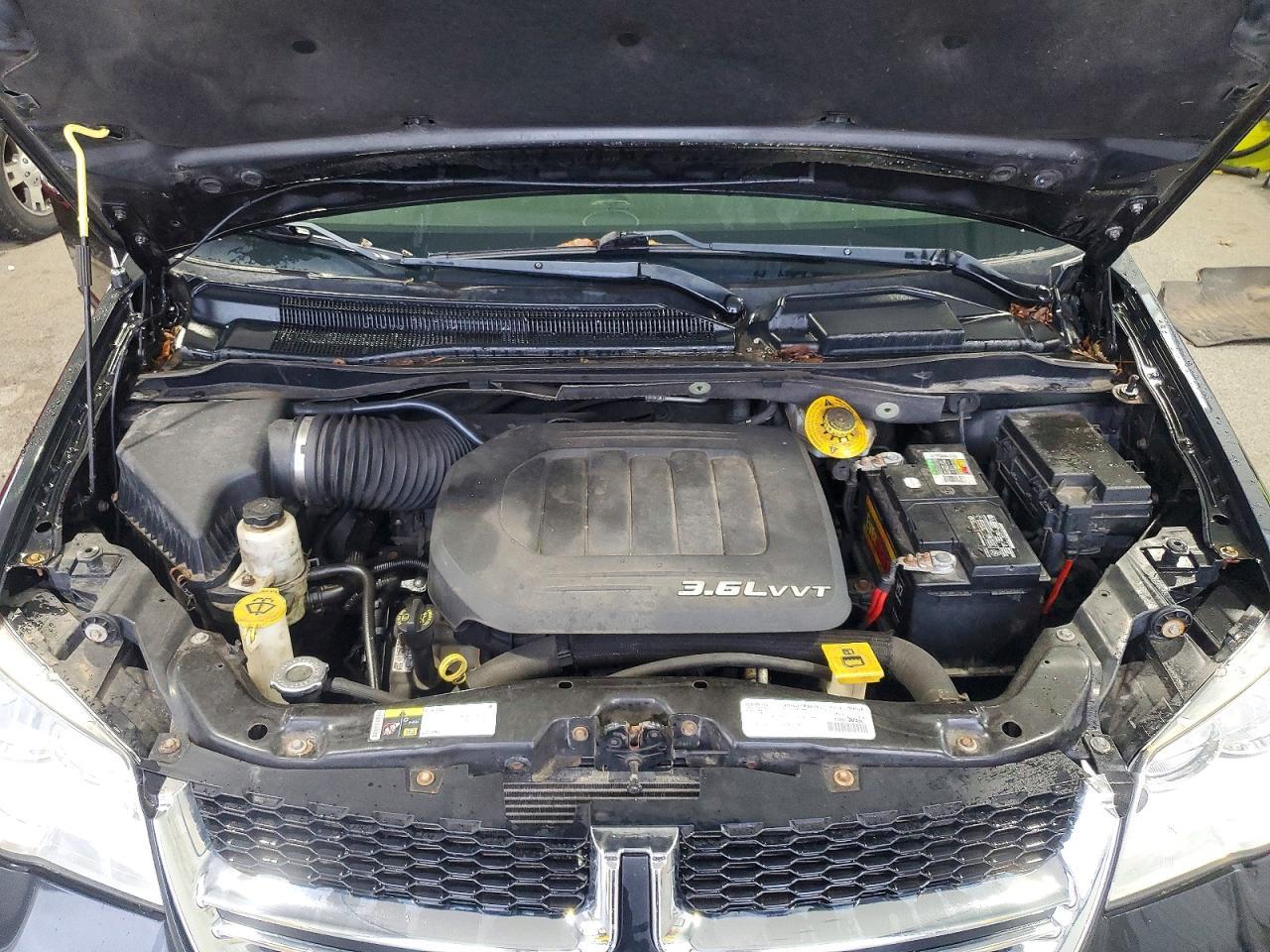 2016 Dodge Grand Caravan Sxt - zdjęcie 12