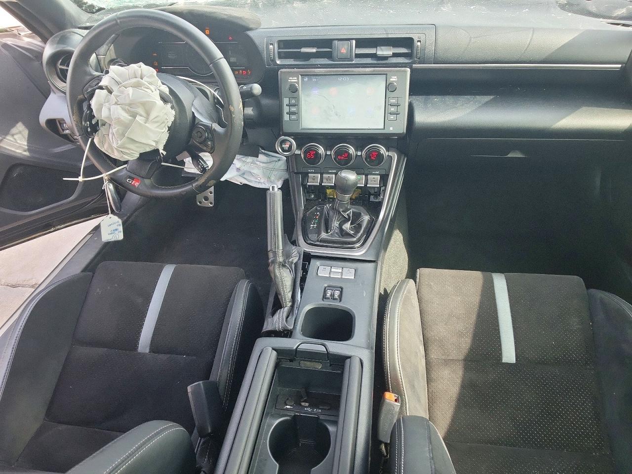 2024 Toyota Gr 86 Premium - zdjęcie 8