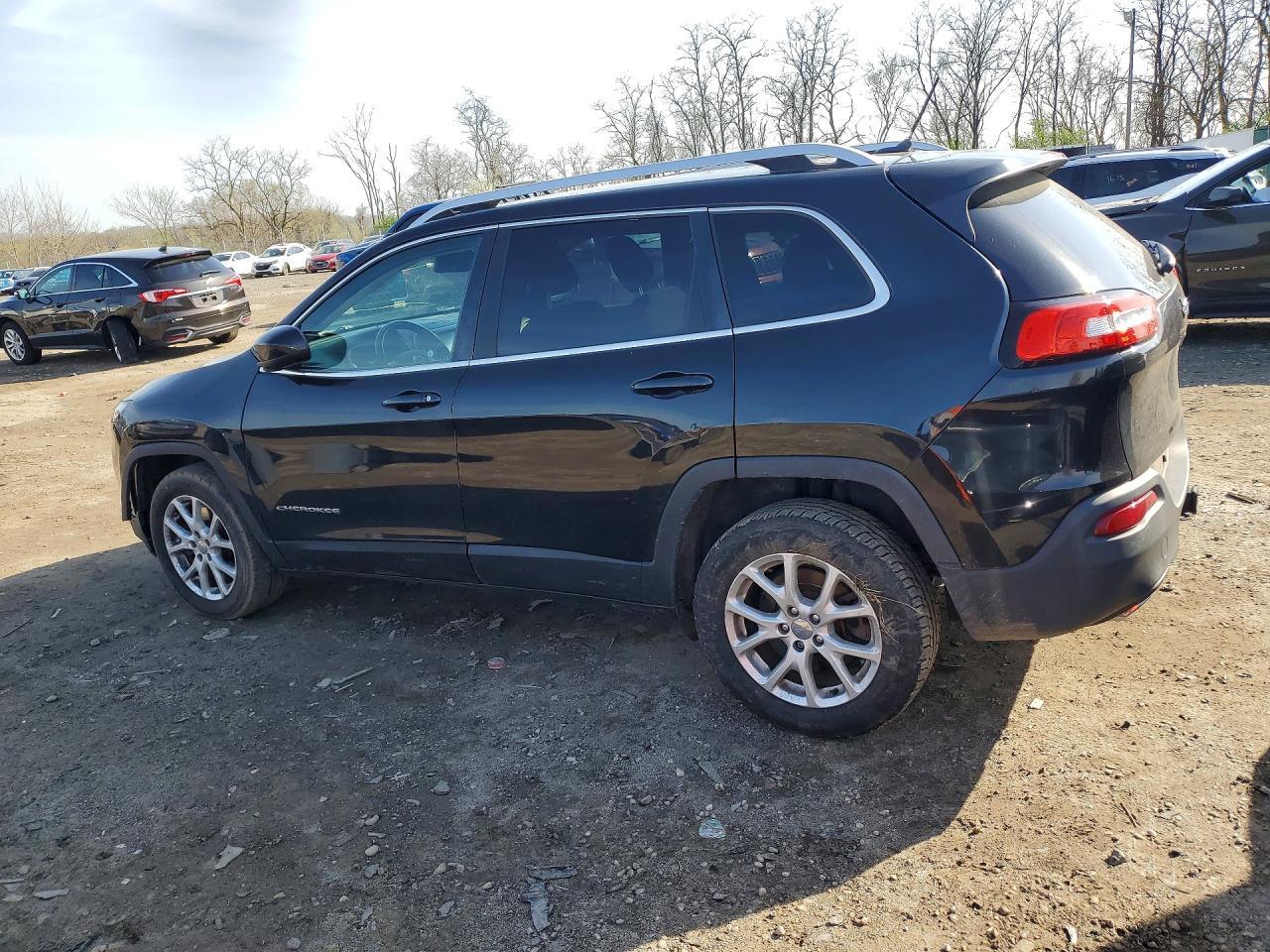 2015 Jeep Cherokee Latitude - zdjęcie 2