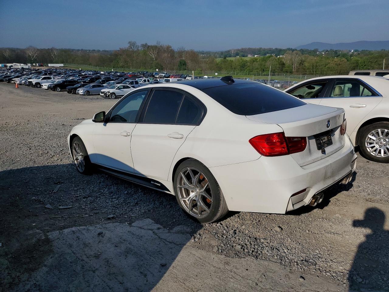 BMW Seria 3 - zdjęcie 2