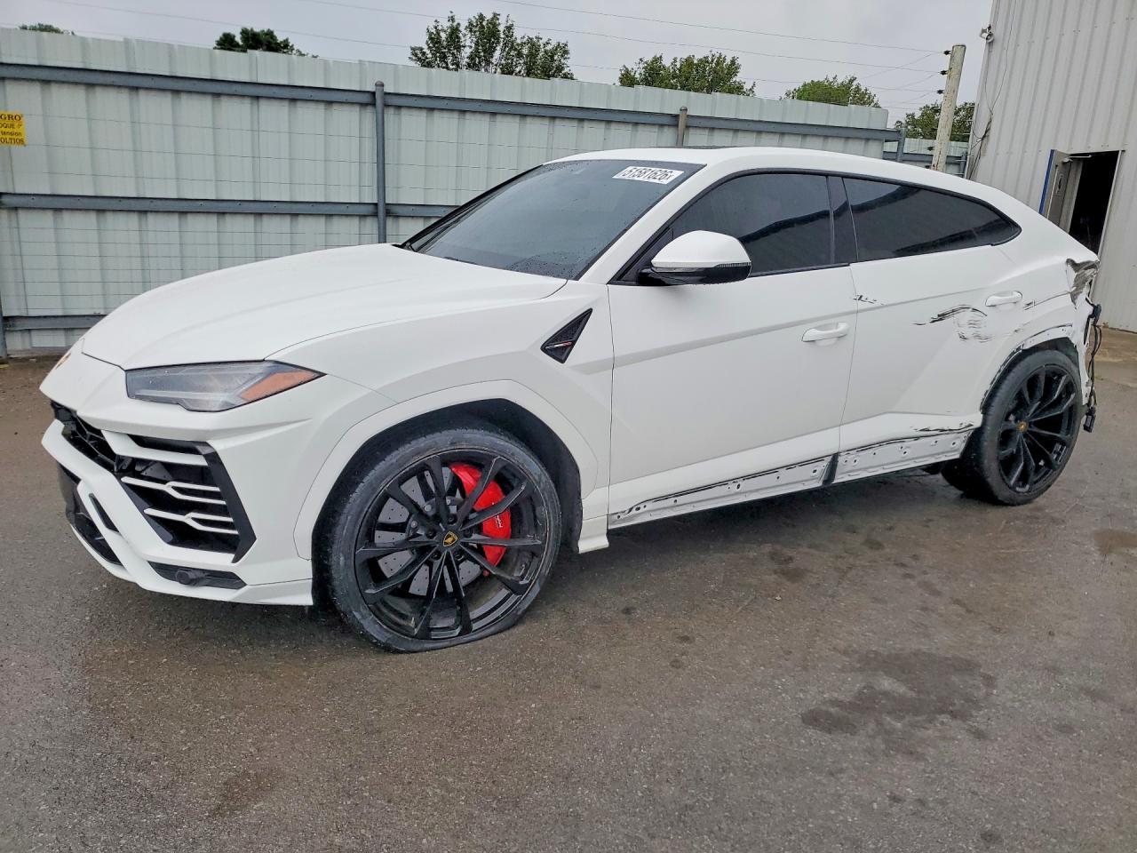 2022 Lamborghini Urus
