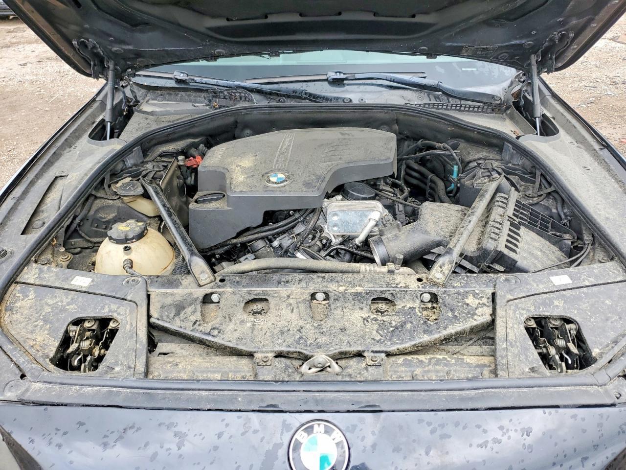 2016 BMW 528 I - zdjęcie 11