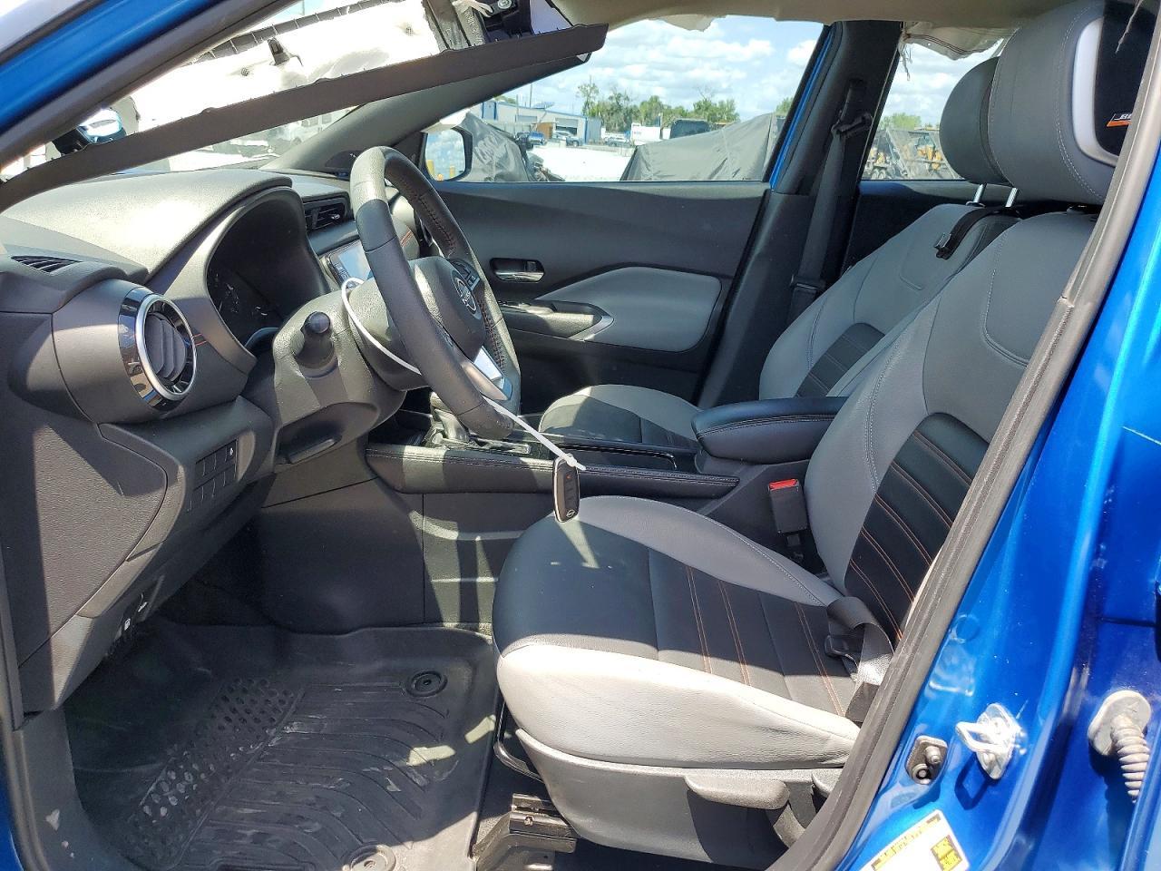 2023 Nissan Kicks Sr - zdjęcie 13