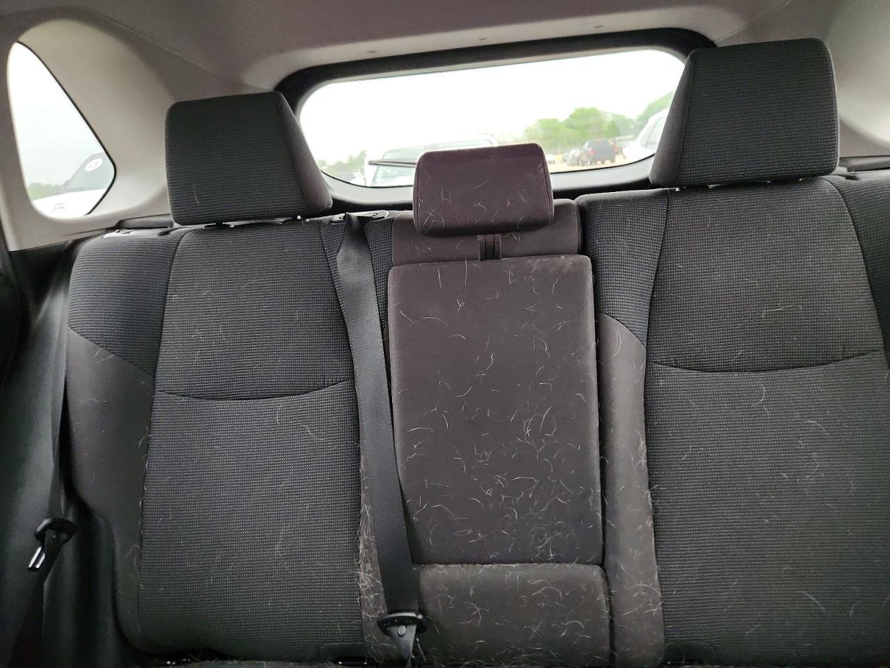 2019 Toyota Rav4 Le - zdjęcie 10
