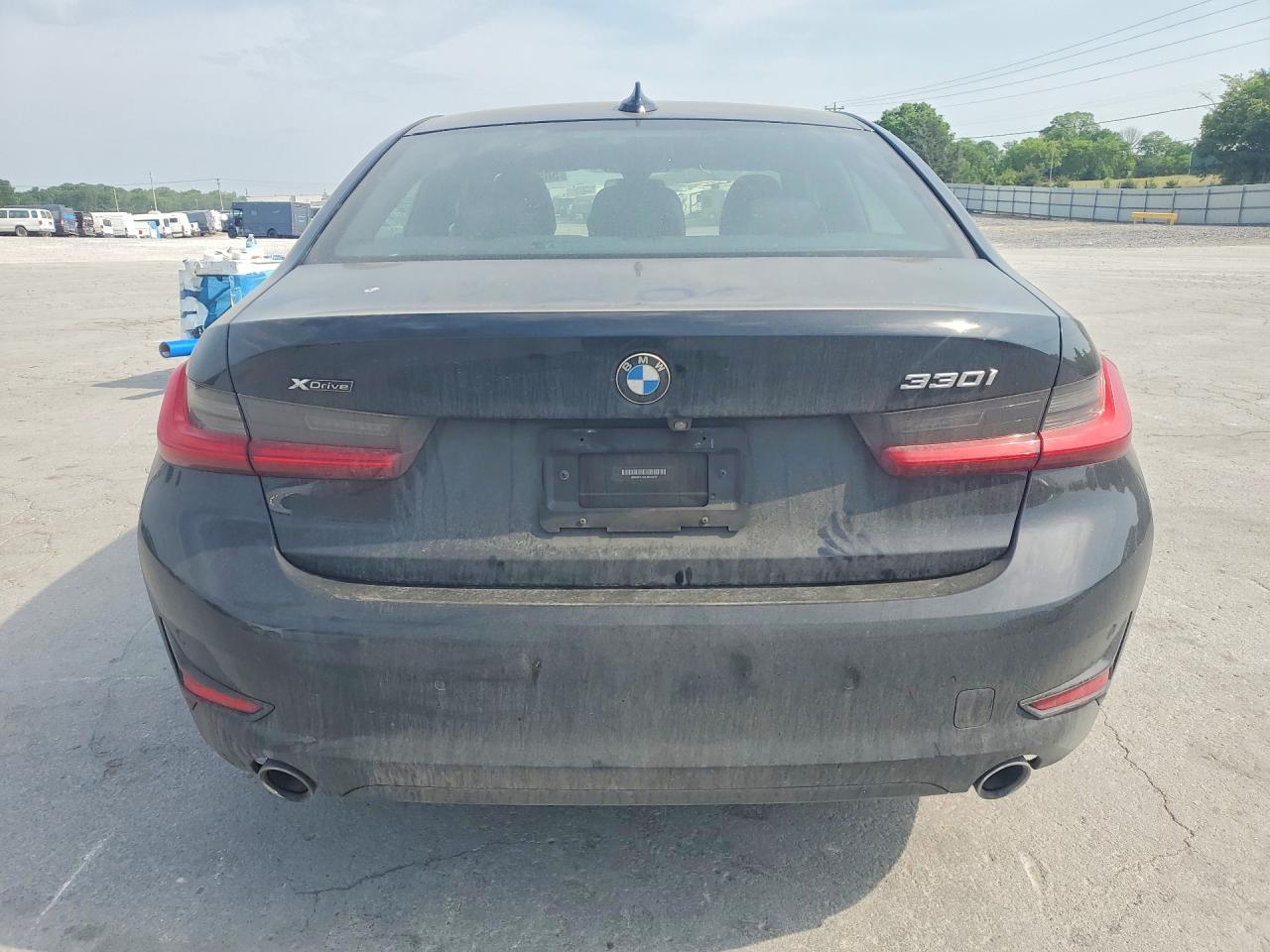2020 BMW 330Xi - zdjęcie 6
