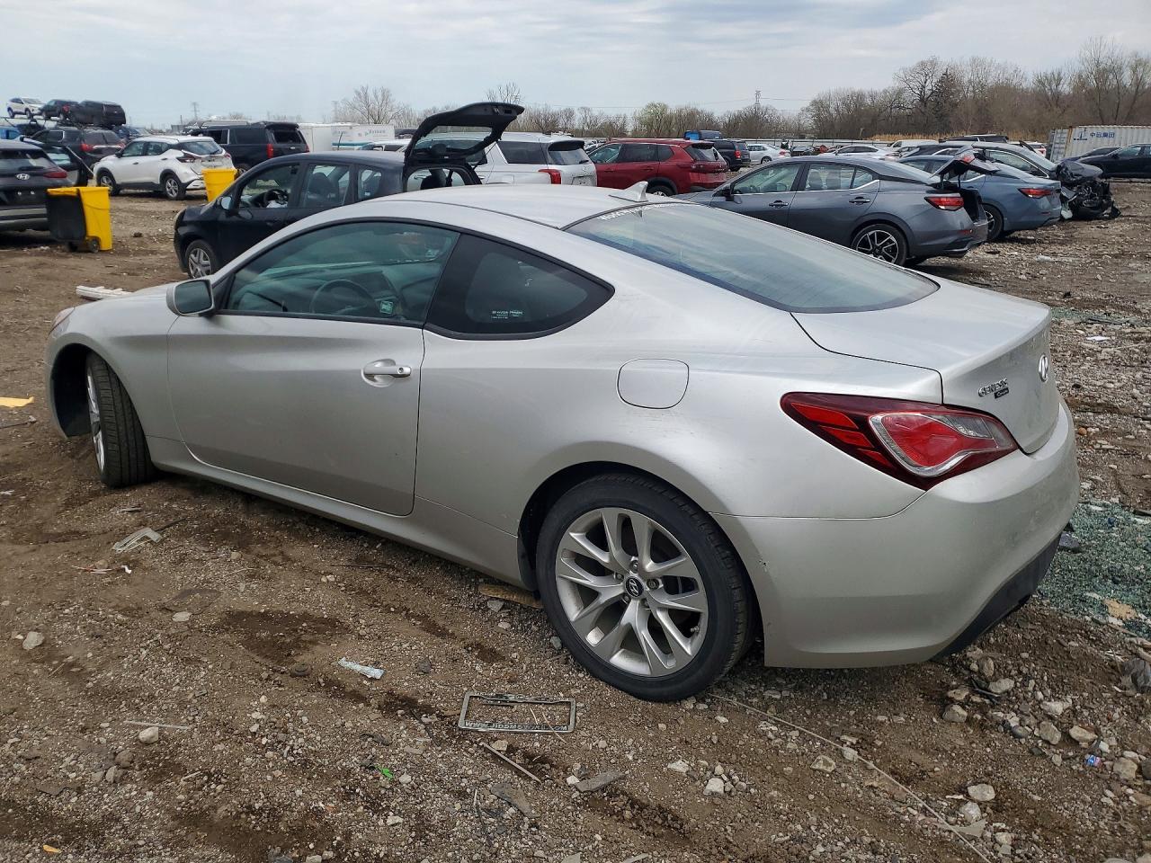 2013 Hyundai Genesis Coupe 2.0T - zdjęcie 2