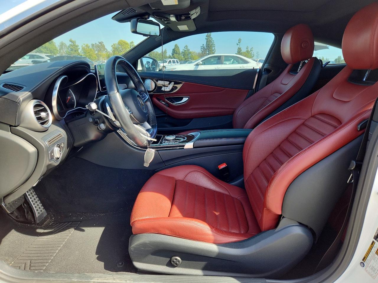 2017 Mercedes-Benz C 300 - zdjęcie 7