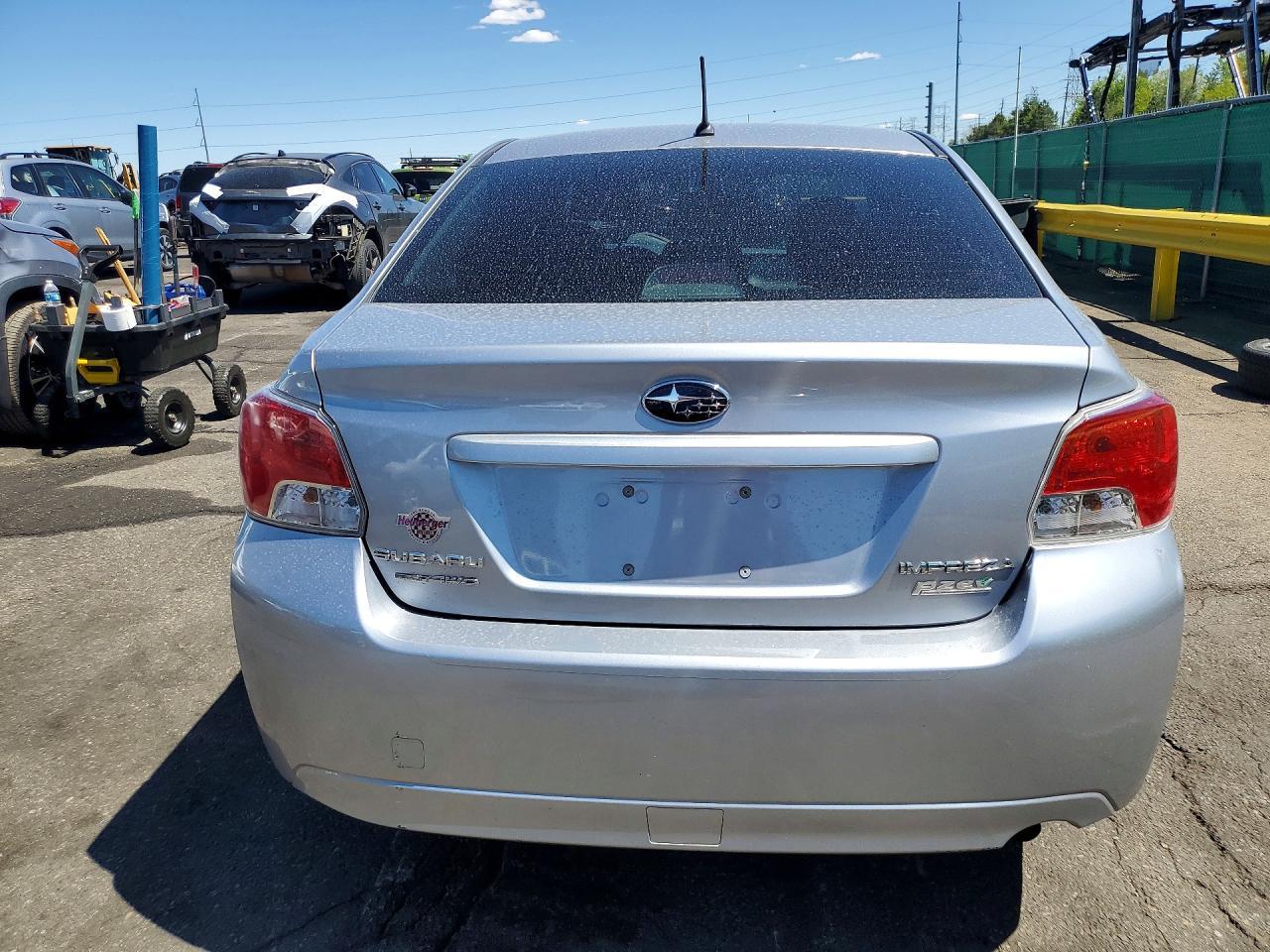 2013 Subaru Impreza Premium - zdjęcie 6