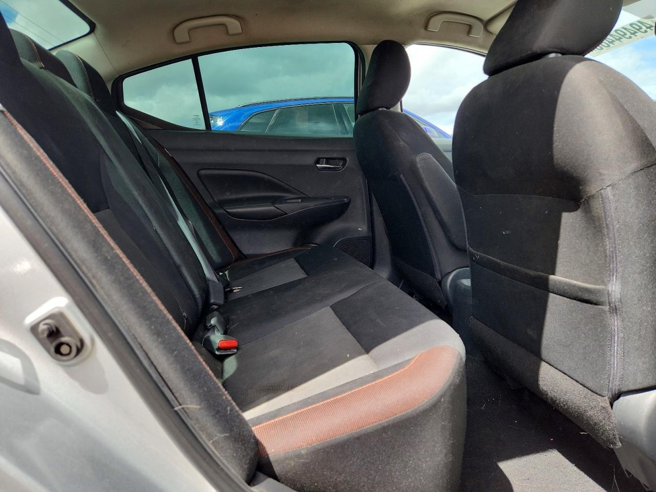 2020 Nissan Versa Sr - zdjęcie 10