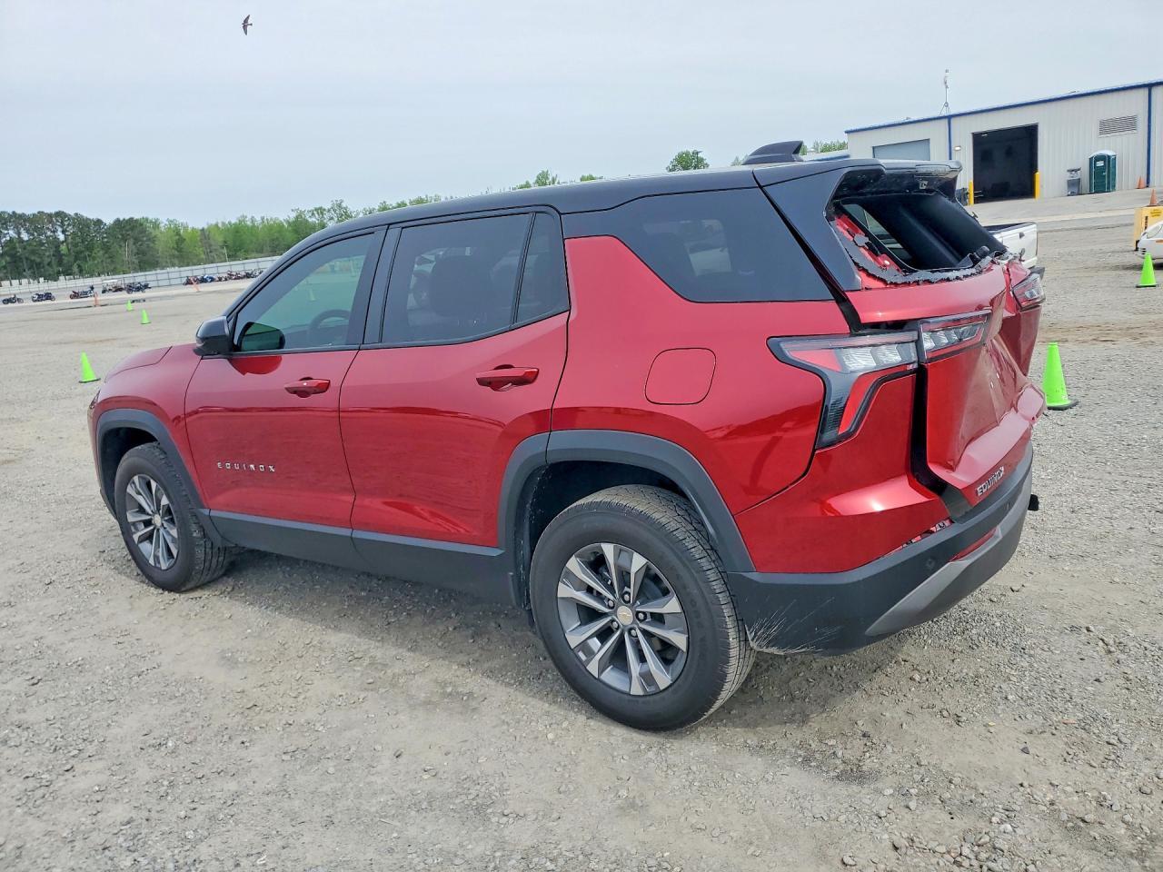 2026 Chevrolet Equinox Lt - zdjęcie 2