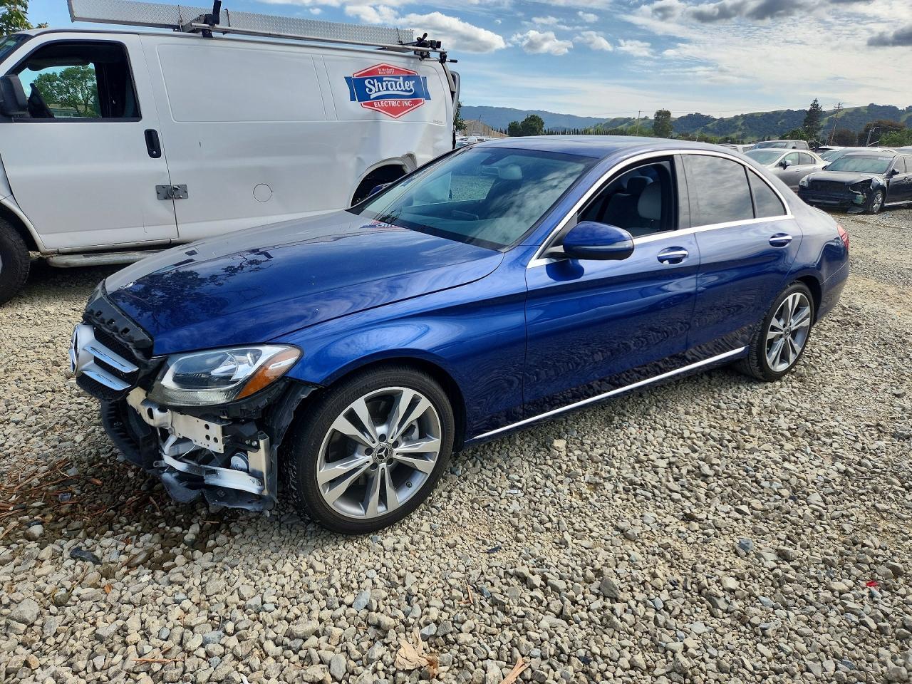 2018 Mercedes-Benz C 300 - zdjęcie główne