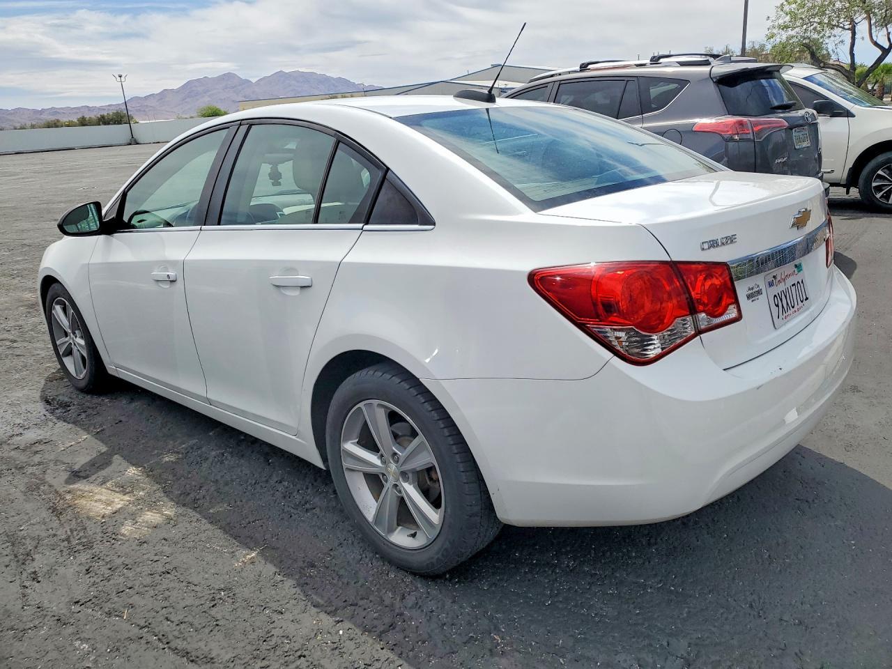 2015 Chevrolet Cruze Lt - zdjęcie 2