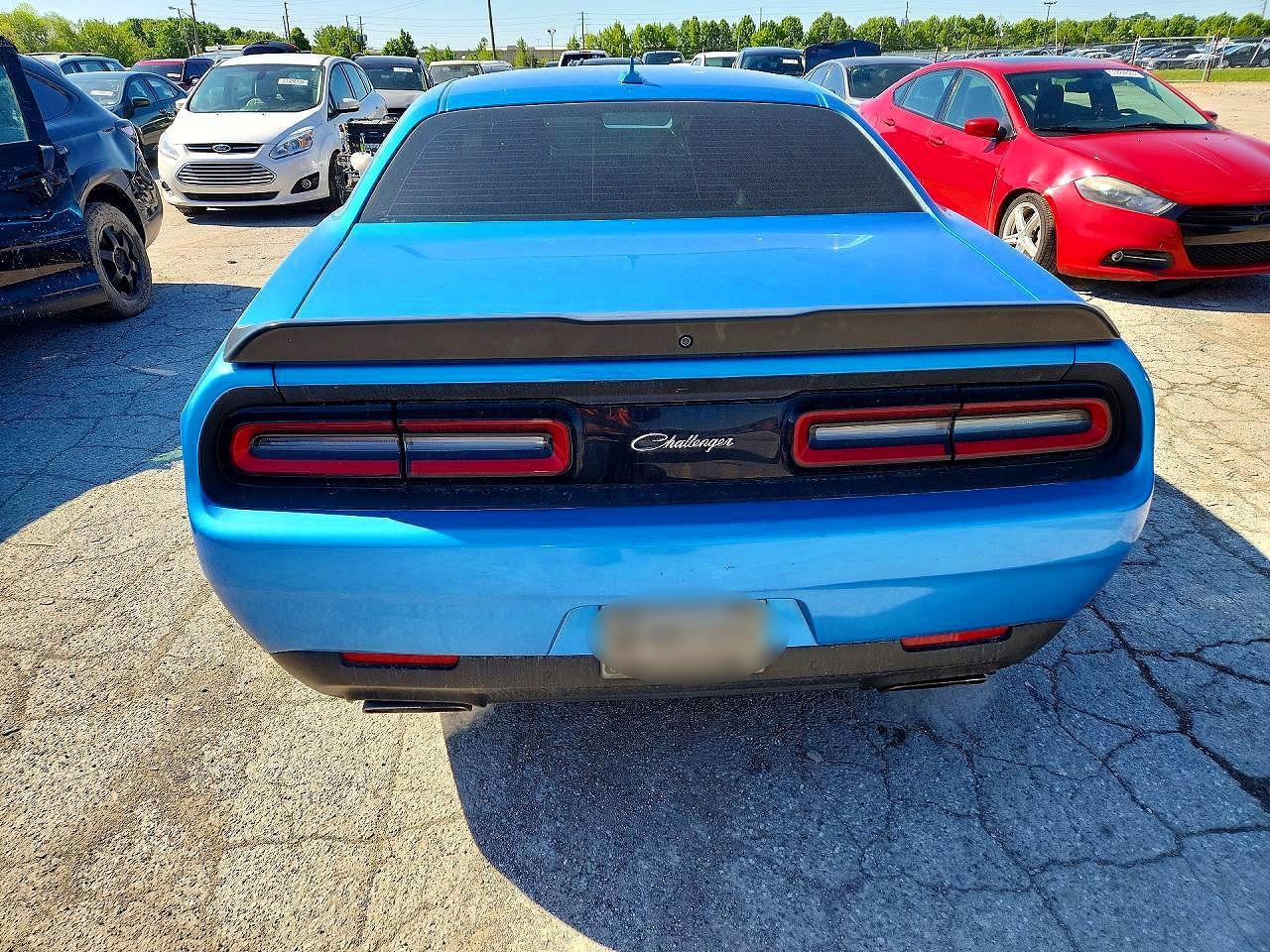 2016 Dodge Challenger R - zdjęcie 6