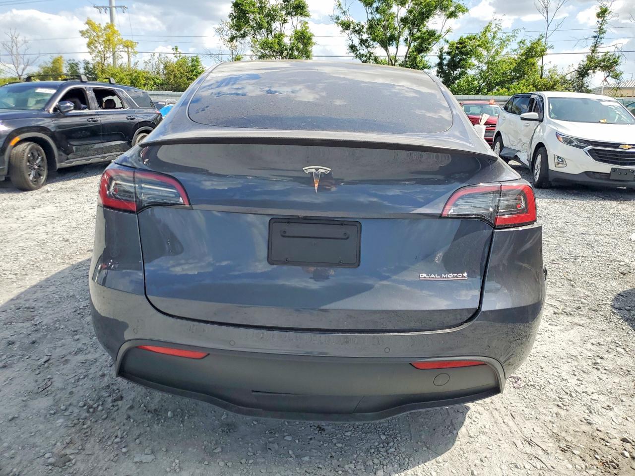 2022 Tesla Model Y - zdjęcie 6