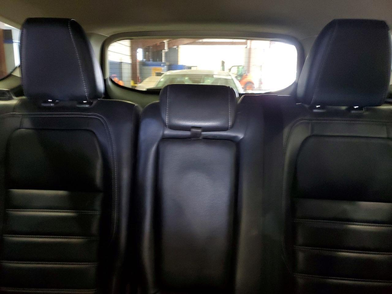 2019 Ford Escape Titanium - zdjęcie 10