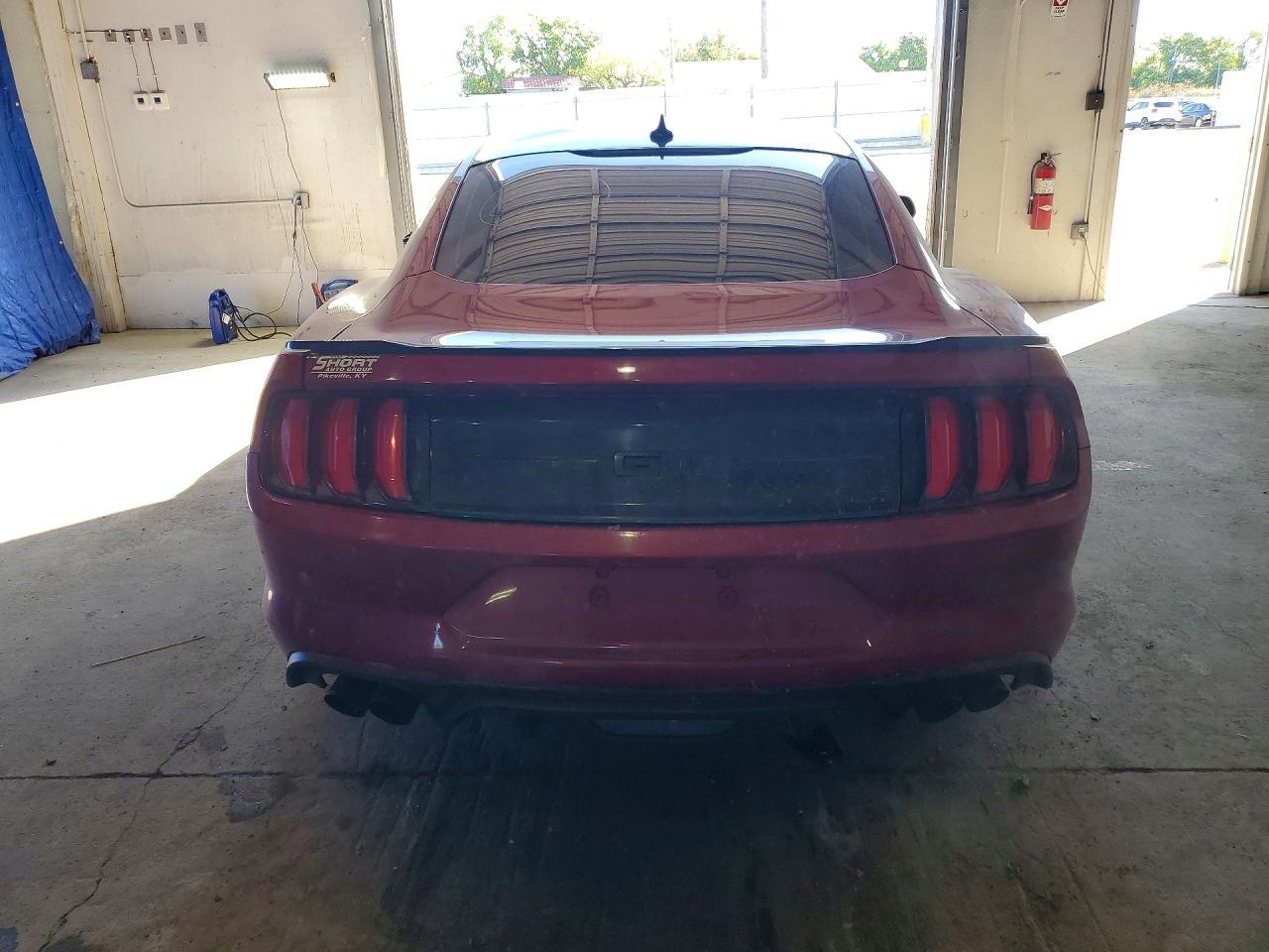 2021 Ford Mustang Gt - zdjęcie 6