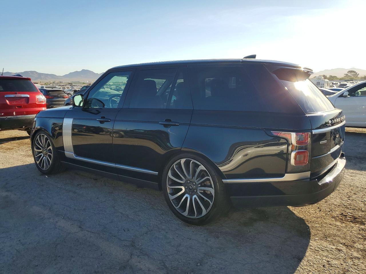 2019 Land Rover Range Rover Supercharged - zdjęcie 2