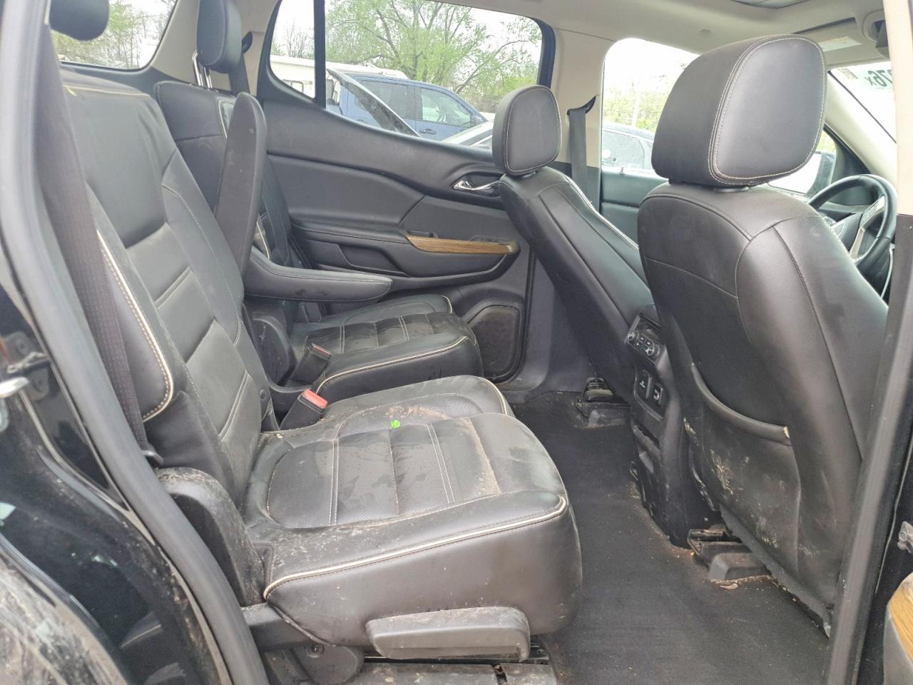 2017 GMC Acadia Denali - zdjęcie 11